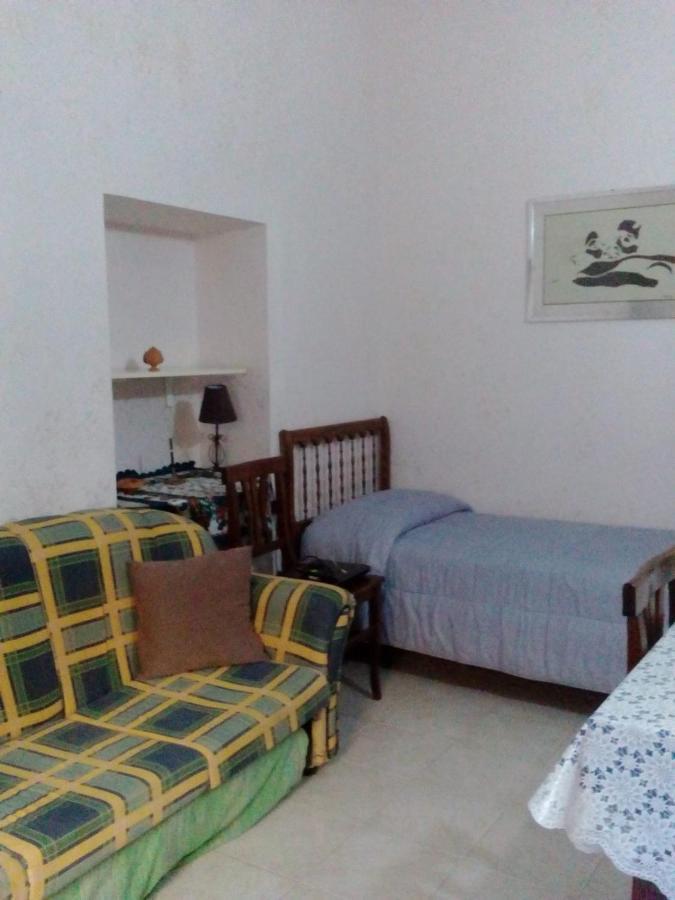 Camere Simili A Ostello Solo Per Uomini - Hostel-Like Rooms Only For Manタラント エクステリア 写真